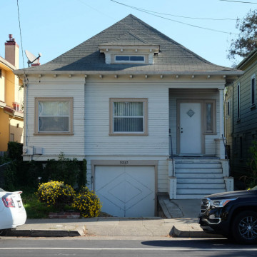 Alameda Post - Victorian era architecture on Alameda's East End