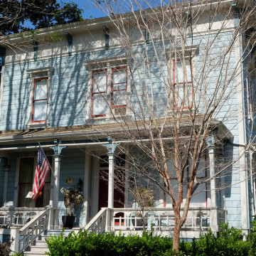 Alameda Post - Victorian era architecture on Alameda's East End