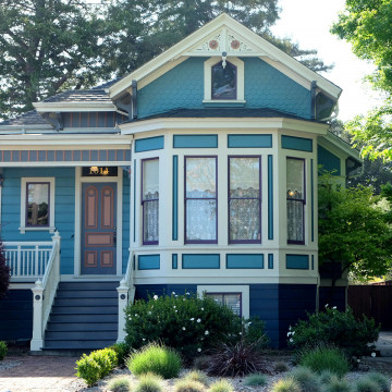 Alameda Post - "Don't Call Them Victorians" walking tour of the Gold Coast, April 23, 2022