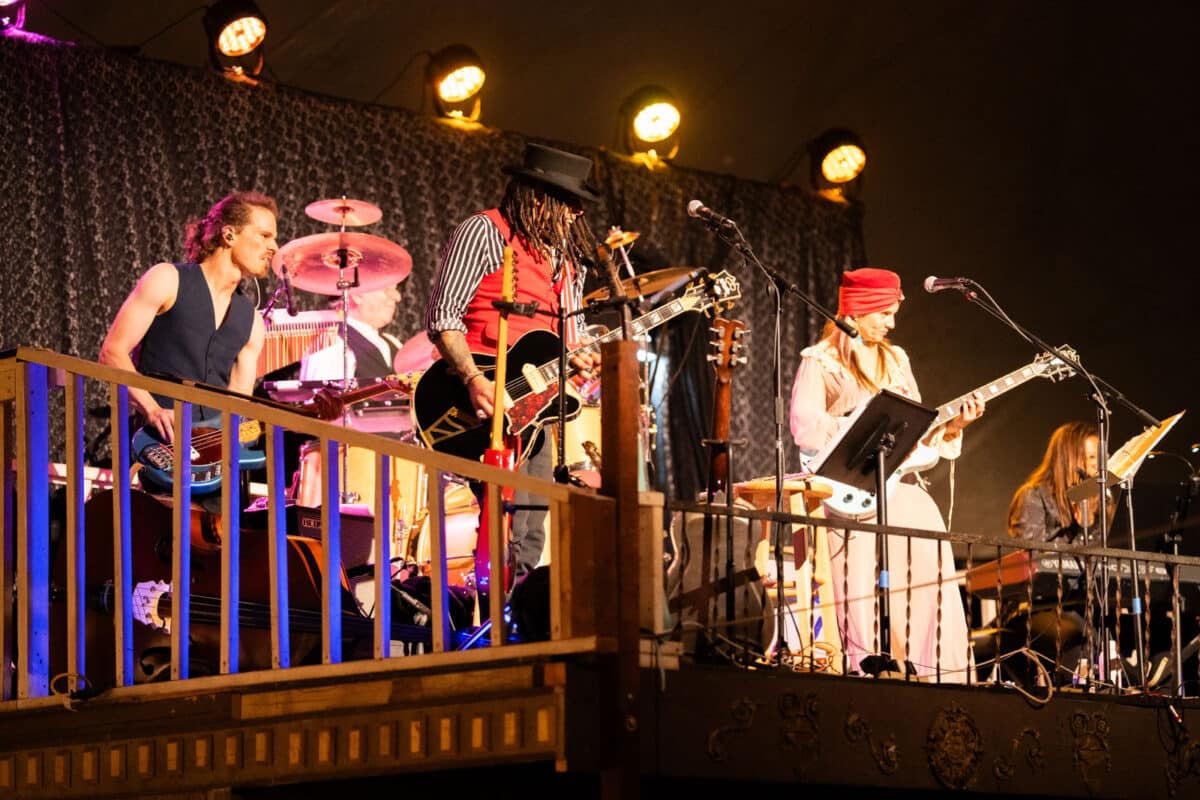Alameda Post - the soiled dove band plays onstage