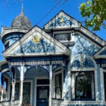 Alameda Post - A modern photo of 1528 Mozart Street.
