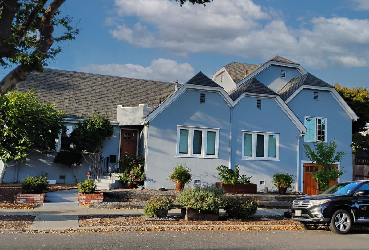 Alameda Post - Craftsman-style home in Waterside Terrace