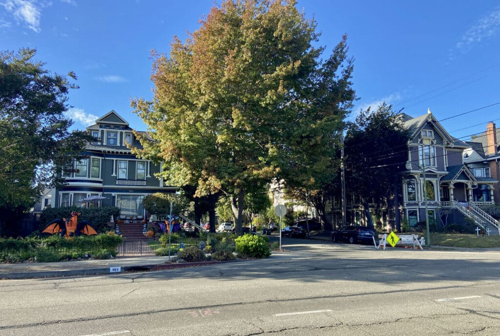Alameda Post - 921 and 1001 Grand Street