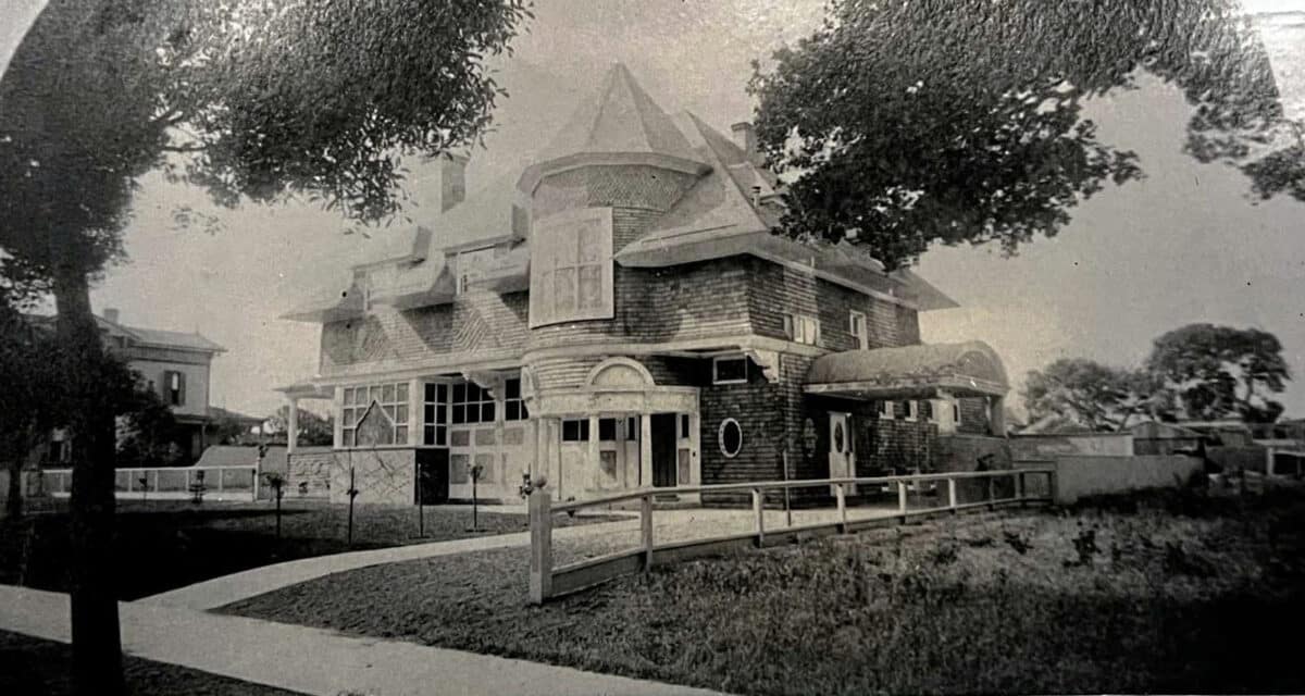 Alameda Post - an old black and white photo of 1724 Santa Clara Avenue.
