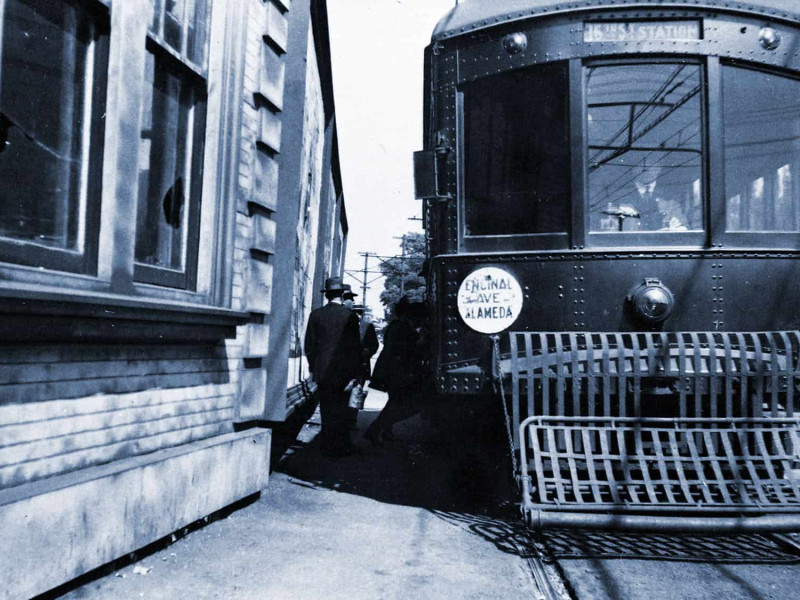 Alameda Post – Encinal Avenue streetcar headed for 16th St. Station in Oakland