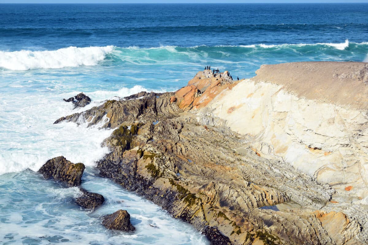 Alameda Post - the beautiful rocky coastline of Mantaña de Oro State Park