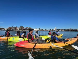 Alameda Post - Middle school kids on kayaks.