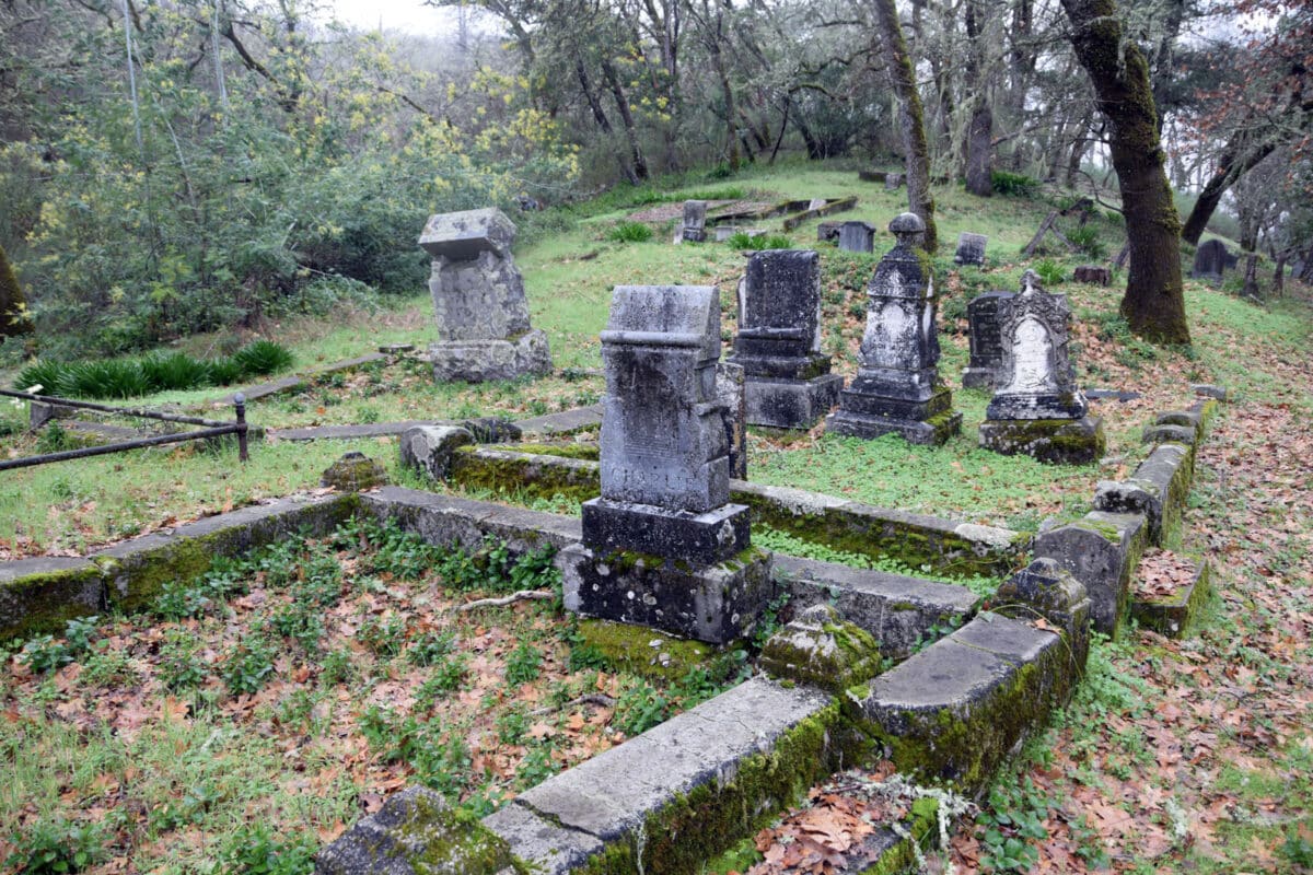 Alameda Post - A picturesque old cemetery.