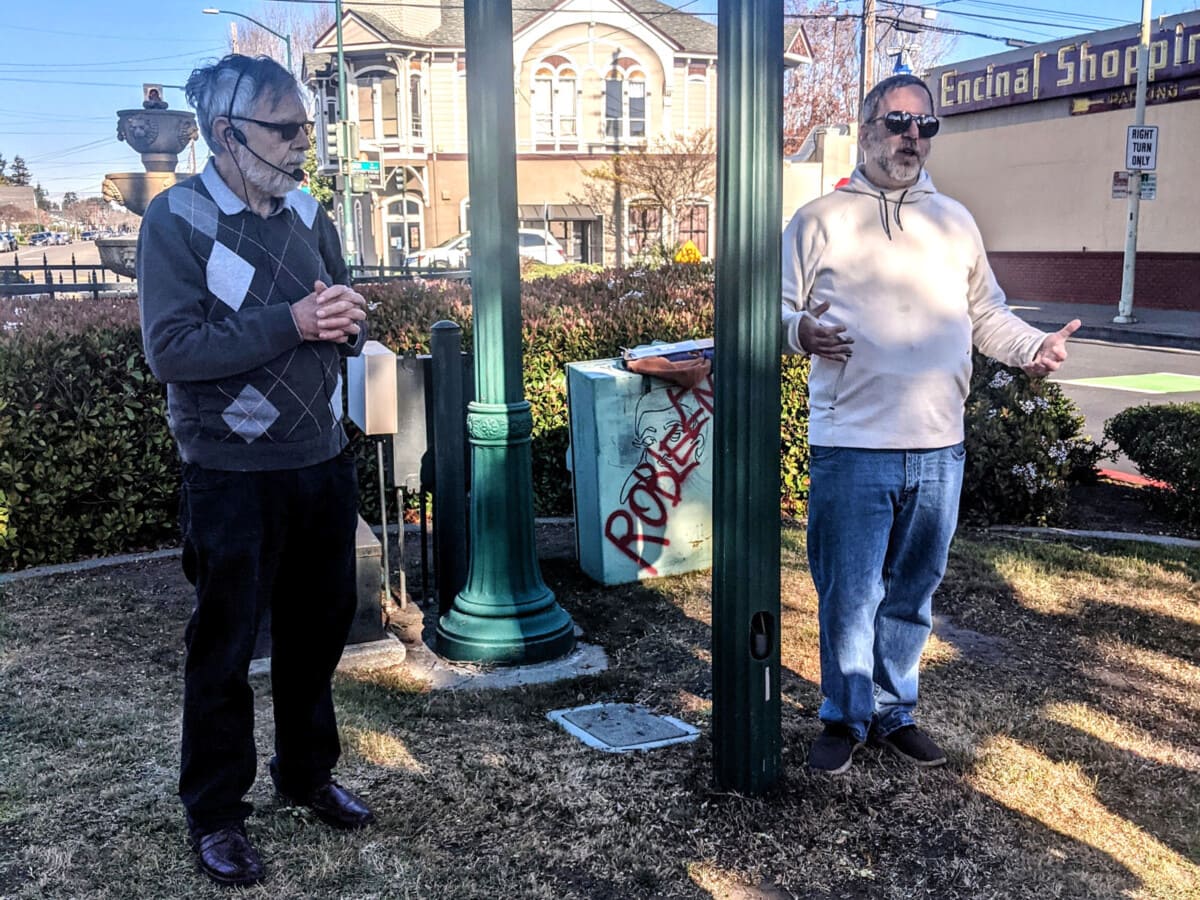 Alameda Post - Dennis Evanosky and Adam Gillitt introduce the walking tours