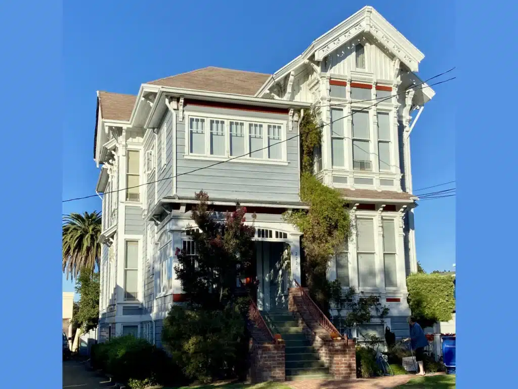 Alameda Post - 2221 Central Ave.